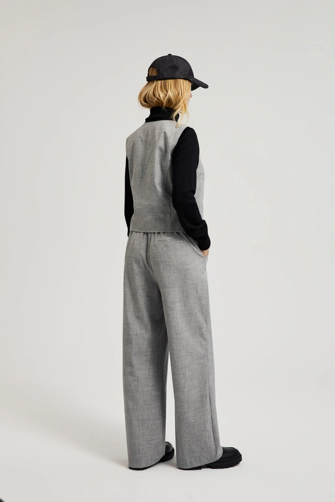 Garniturowe spodnie z prostymi nogawkami szare