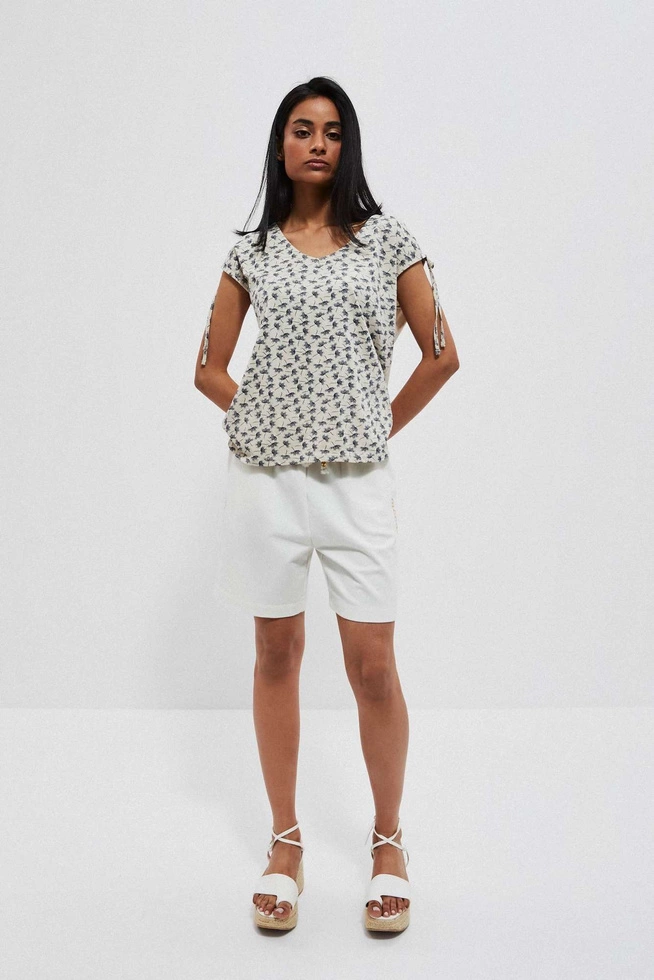 Bawełniany t-shirt z regulowanymi rękawkami piaskowy