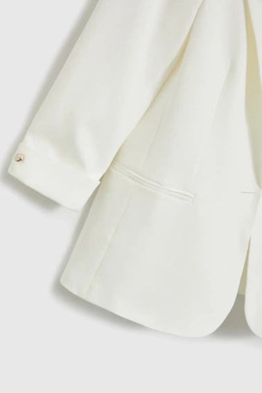 Marynarka z rękawami 3/4 biała