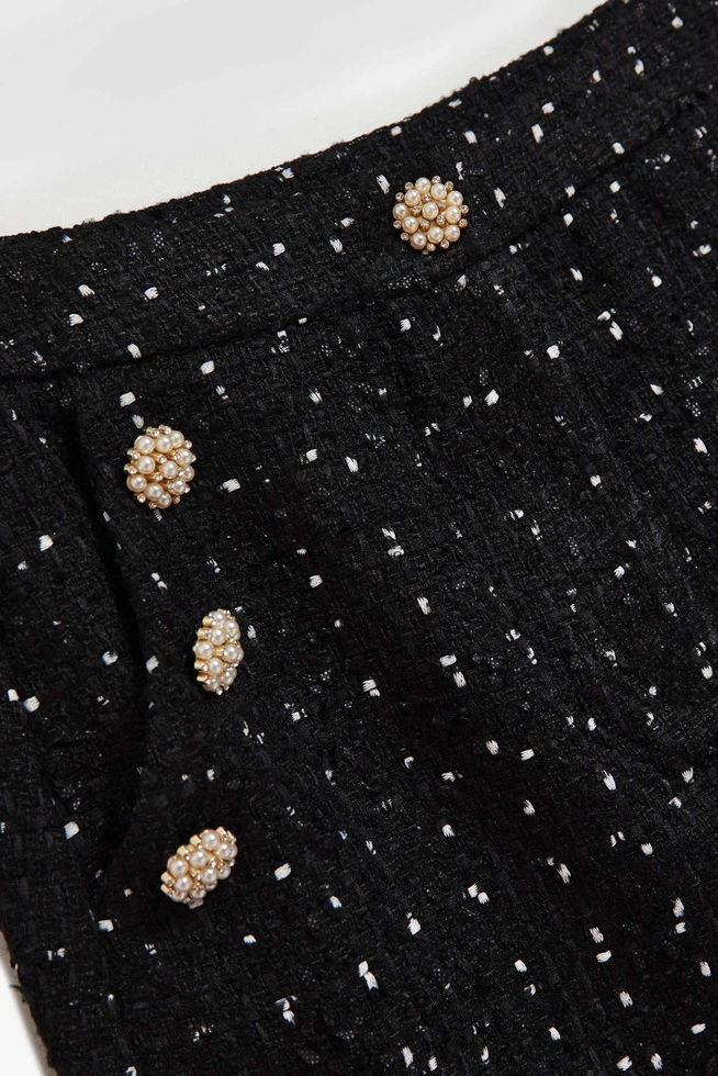 Spódnica w tweedowym stylu z ozdobnymi guzikami czarna