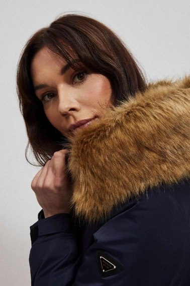 Pikowana kurtka z kapturem 