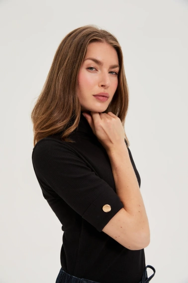 Bluzka z golfem czarna