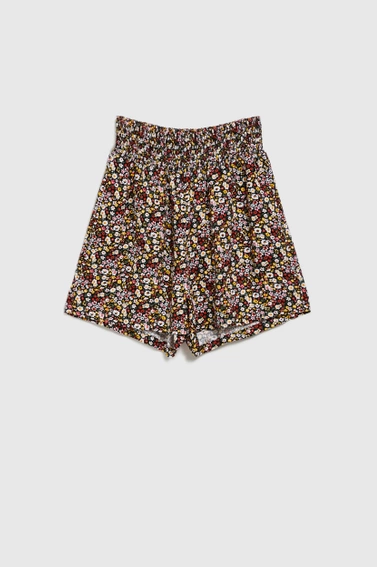 Szorty w kwiatki z gumą w pasie czarne