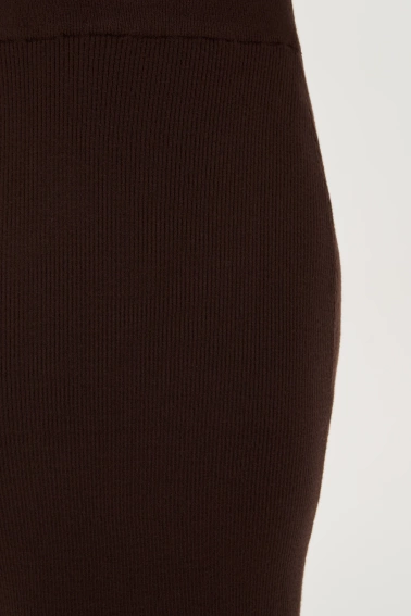 Dzianinowa spódnica brązowa 