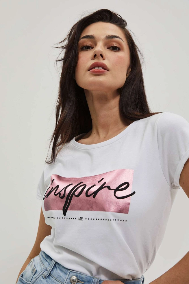 T-shirt z napisem biały