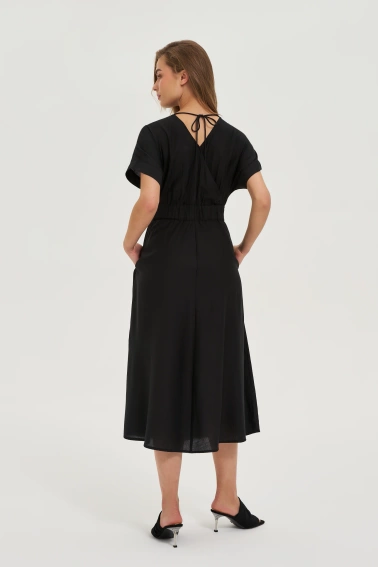 Wiskozowa sukienka czarna