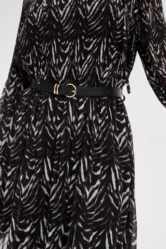 Sukienka z paskiem brązowa