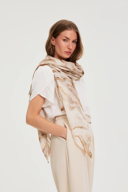 Szal w marmurkowy wzór beżowy