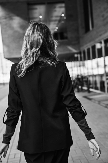 Marynarka z rękawami 3/4 czarna