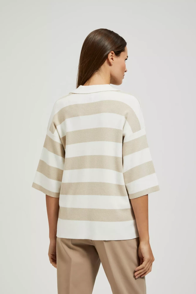 Sweter w szerokie pasy z krótkimi rękawami i dekoltem w serek beżowy