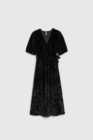 Welurowa sukienka midi czarna 