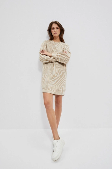 Dresowa sukienka z długim rękawem