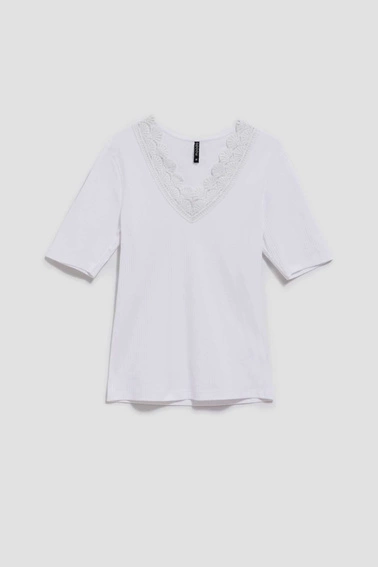 Bluzka z ozdobnym dekoltem