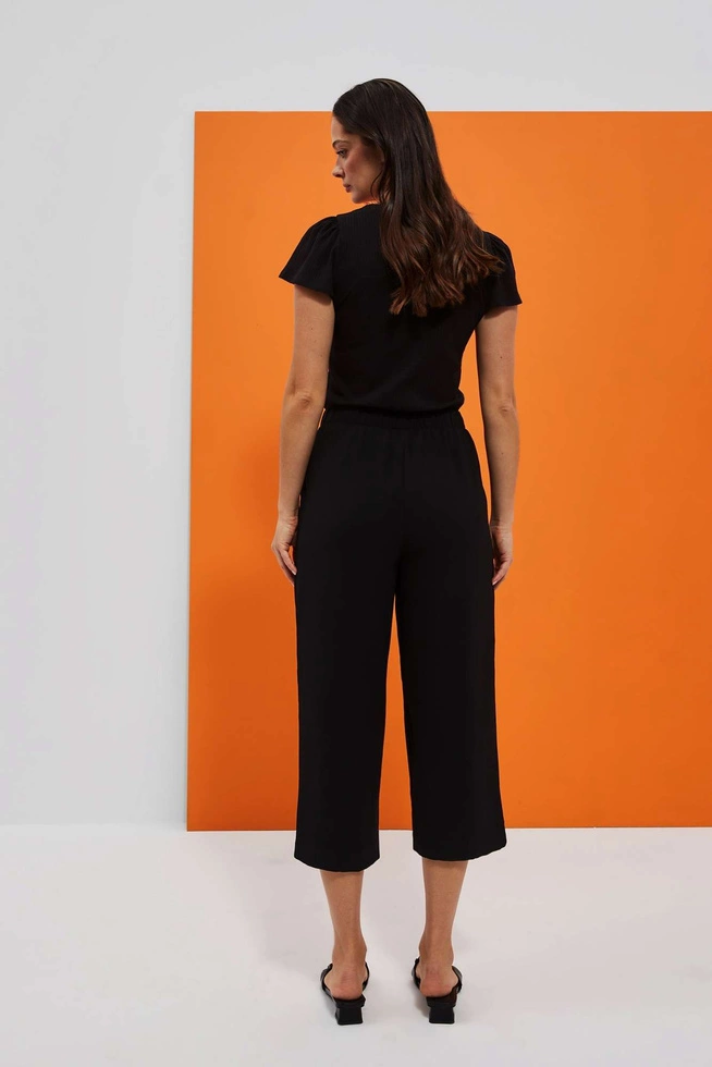 Spodnie z wiązaniem w pasie