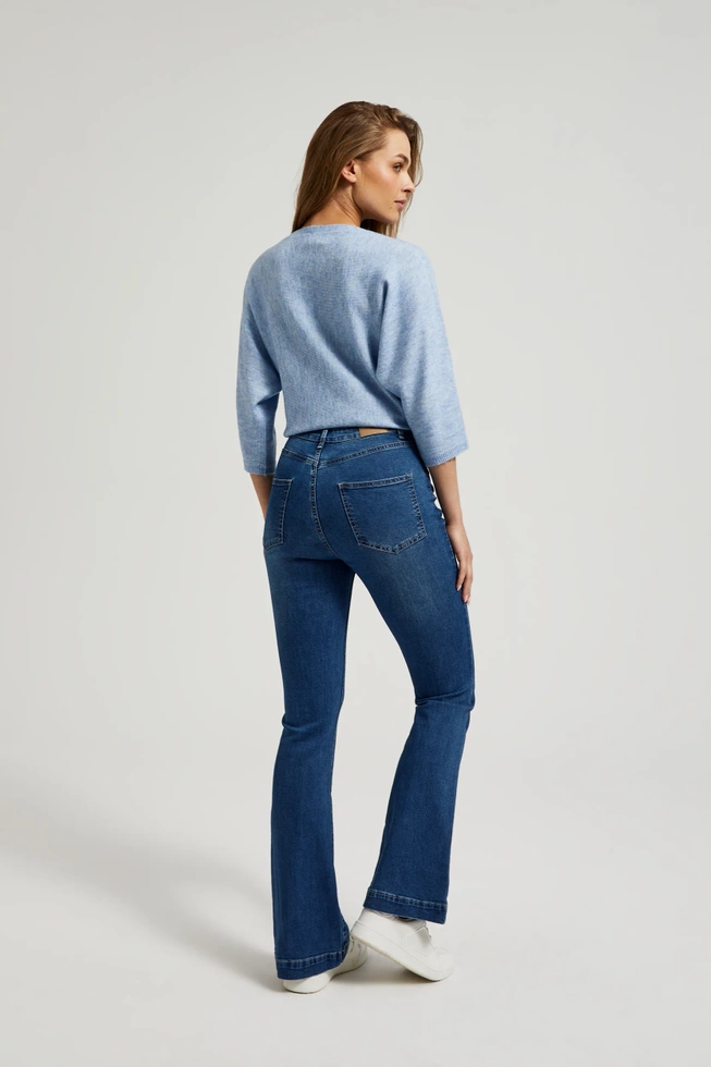 Gładkie jeansy dzwony niebieskie