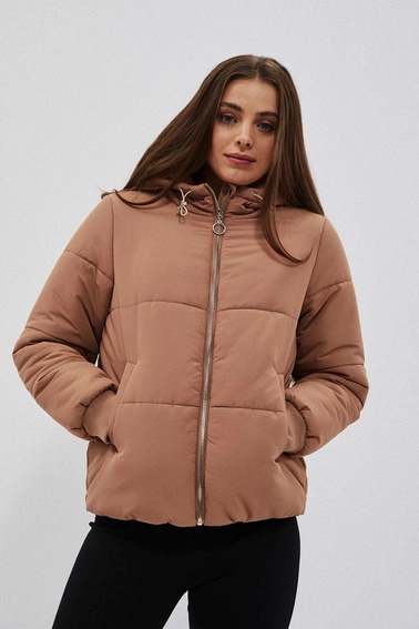 Krótka pikowna kurtka