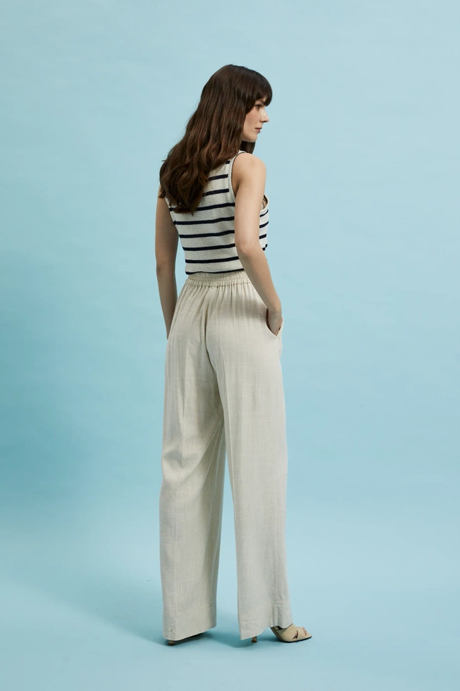 Lniane spodnie z szerokimi nogawkami beżowe