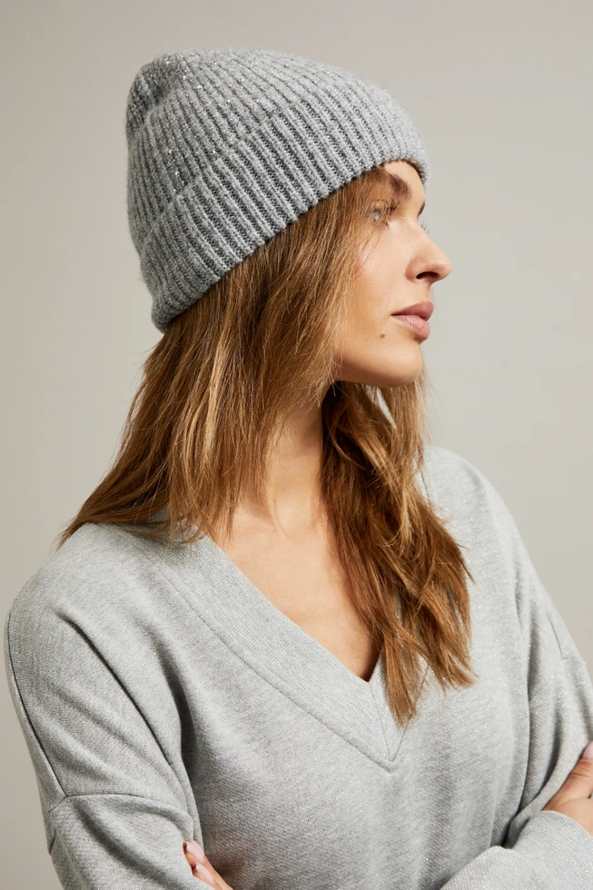 Wywijana czapka prążkowana szara