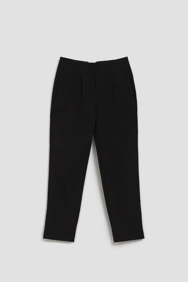 Spodnie z prostą nogawką czarne