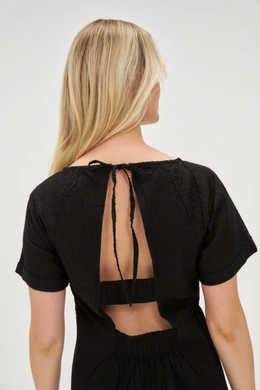 Bawełniana sukienka z odkrytymi plecami czarna