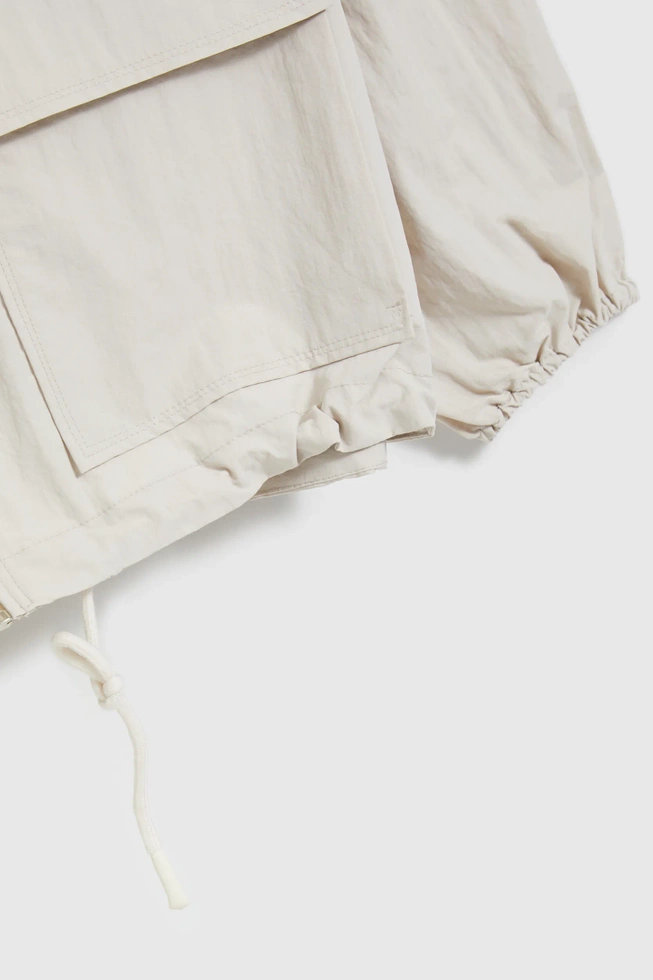 Kurtka z kapturem beżowa