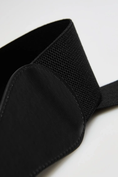 Pasek z elastyczną gumą czarny