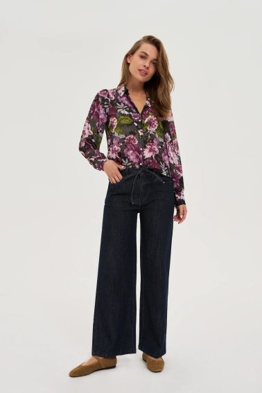 Koszula w kwiaty z bufiastymi rękawami czarna