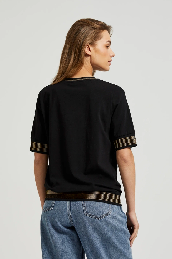 Bluzka z dekoltem w serek czarna