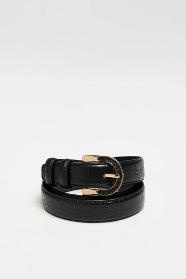Pasek z ozdobną klamrą czarny