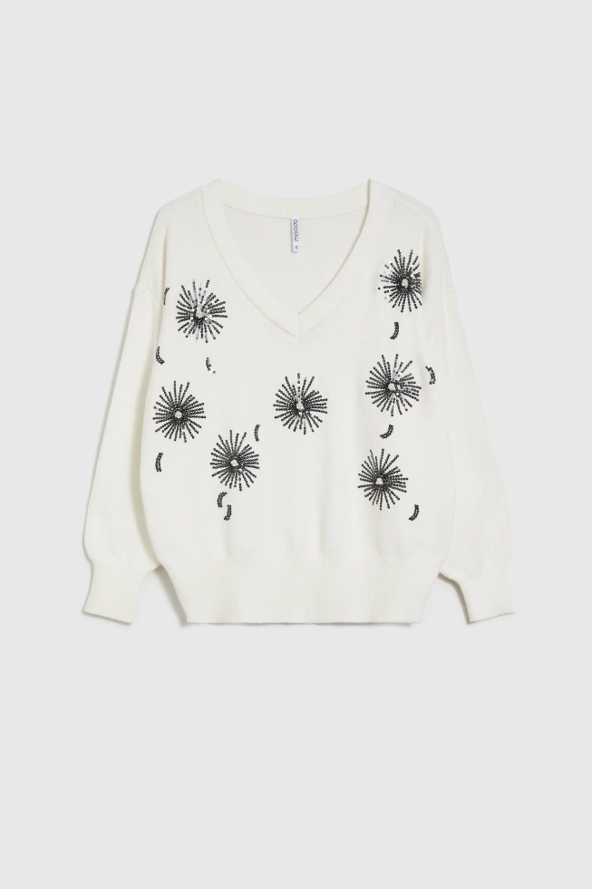 Sweter z cekinami biały