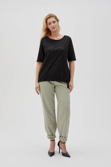 T-shirt z ozdobną aplikacją czarny