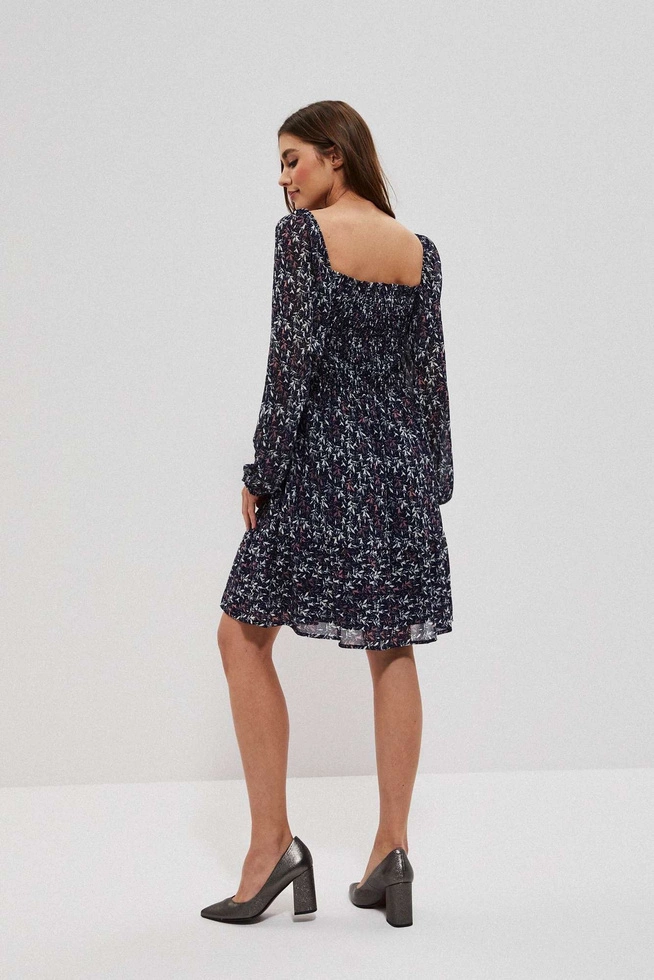 Wzorzysta sukienka granatowa