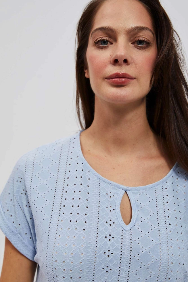 Ażurowa bluzka jasno-błekitna