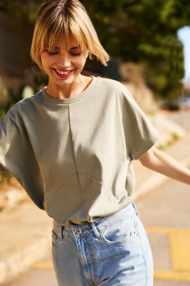 Bawełniana bluzka z krótkimi rękawami oliwkowa