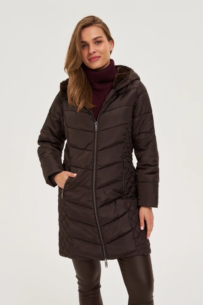 Kurtka z ocieplanym kapturem brązowa