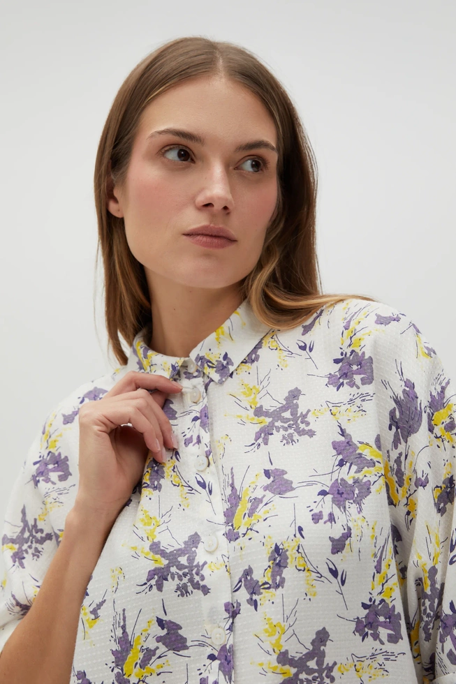 Wiskozowa koszula w kwiaty beżowa