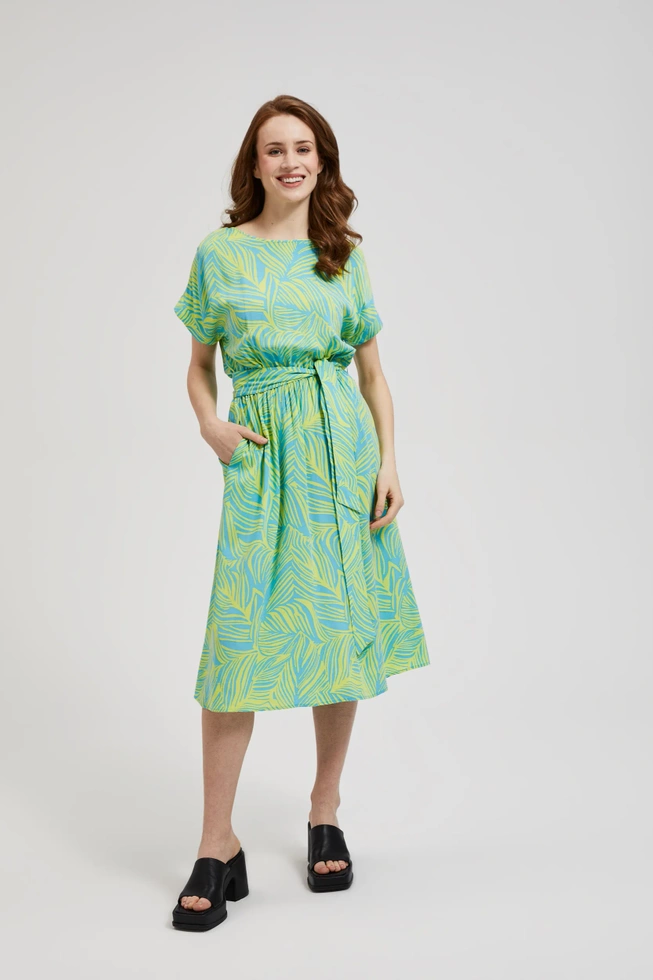 Sukienka z wiązaniem w talii turkusowa