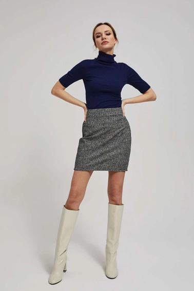 Dopasowana spódniczka czarna