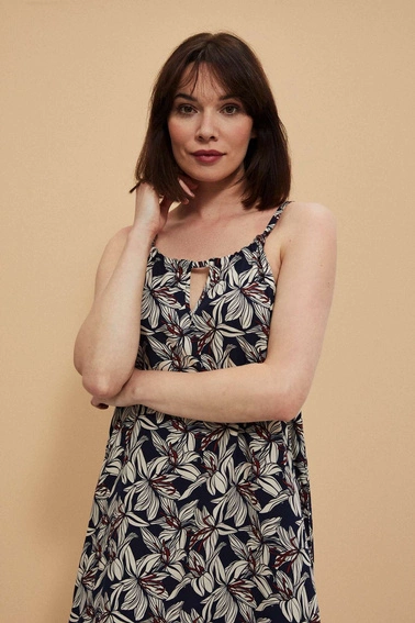 Sukienka z wiskozy w kwiaty