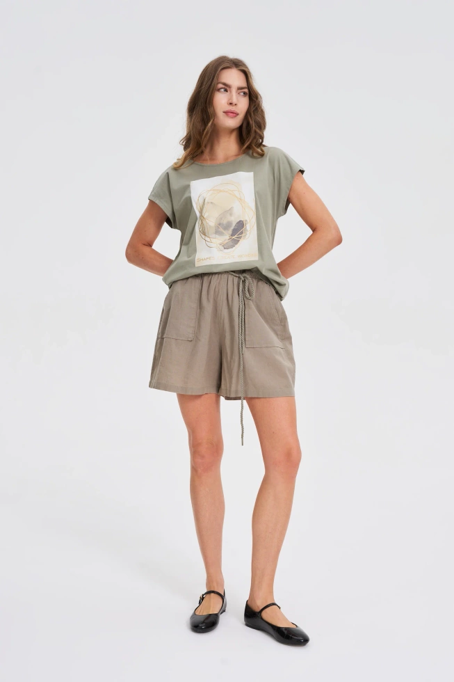 Luźne szorty oliwkowe