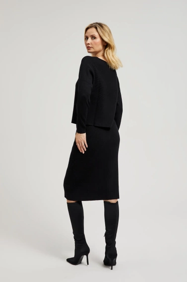 Dzianinowa spódnica o ołówkowym fasonie czarna 