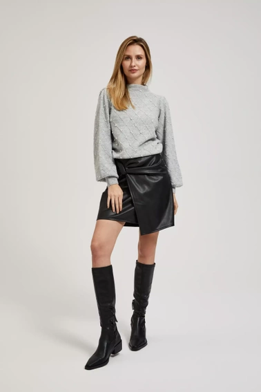 Sweter z bufiastymi rękawiami