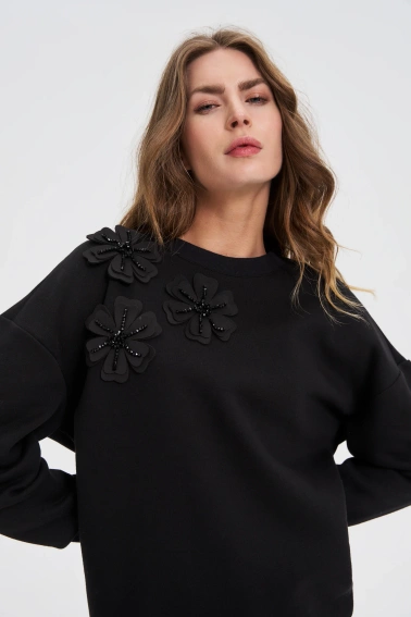 Bluza z aplikacją czarna 