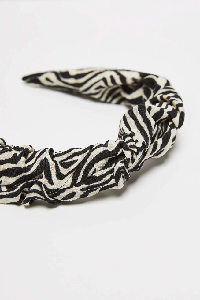 Opaska na włosy w zwierzęcy wzór czarna
