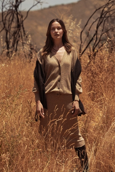 Spódnica dzianinowa midi beżowa