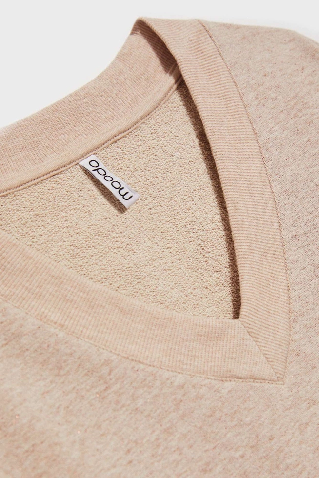 Bluza z dekoltem w serek piaskowa