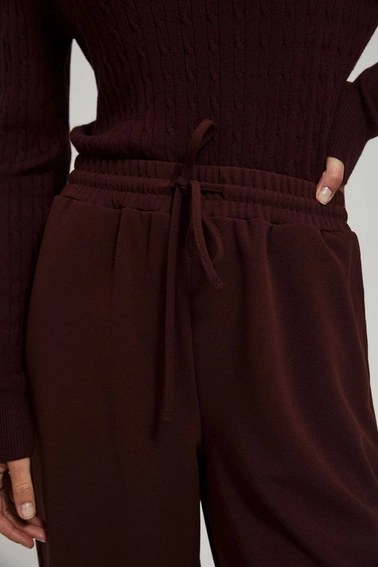 Spodnie z szerokimi nogawkami kasztanowe