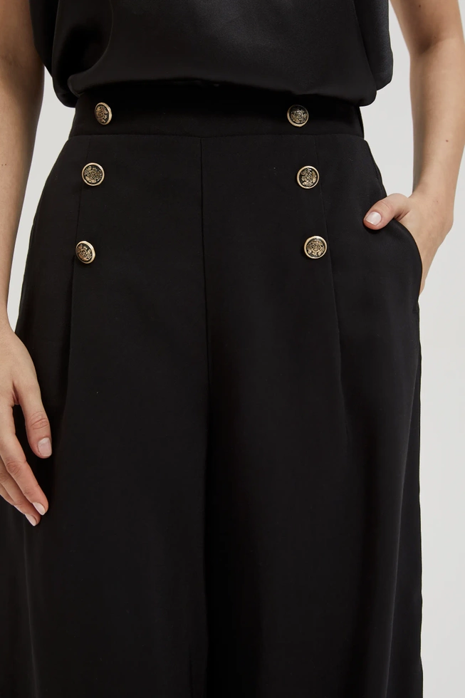 Spodnie kuloty z ozdobnymi guzikami czarne