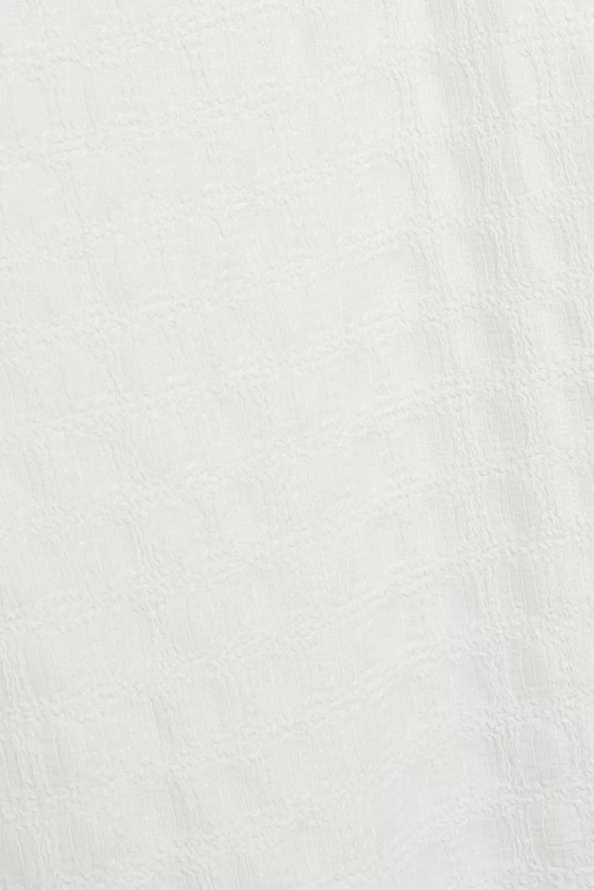 Bluzka z okrągłym dekoltem i strukturalną fakturą biała