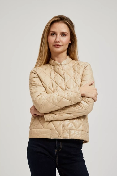 Krótka pikowna kurtka zapinana na napy beżowa
